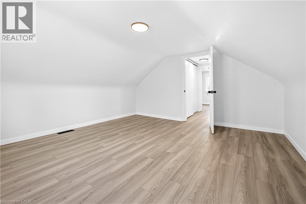 37 Kennedy Avenue Unit# 1, Hamilton, Ontario  L9B 1C4 - Photo 28 - 40794239