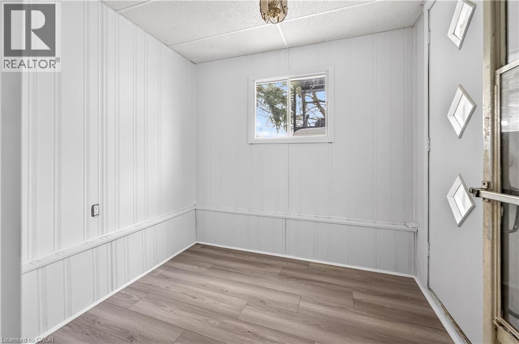 37 Kennedy Avenue Unit# 1, Hamilton, Ontario  L9B 1C4 - Photo 36 - 40794239