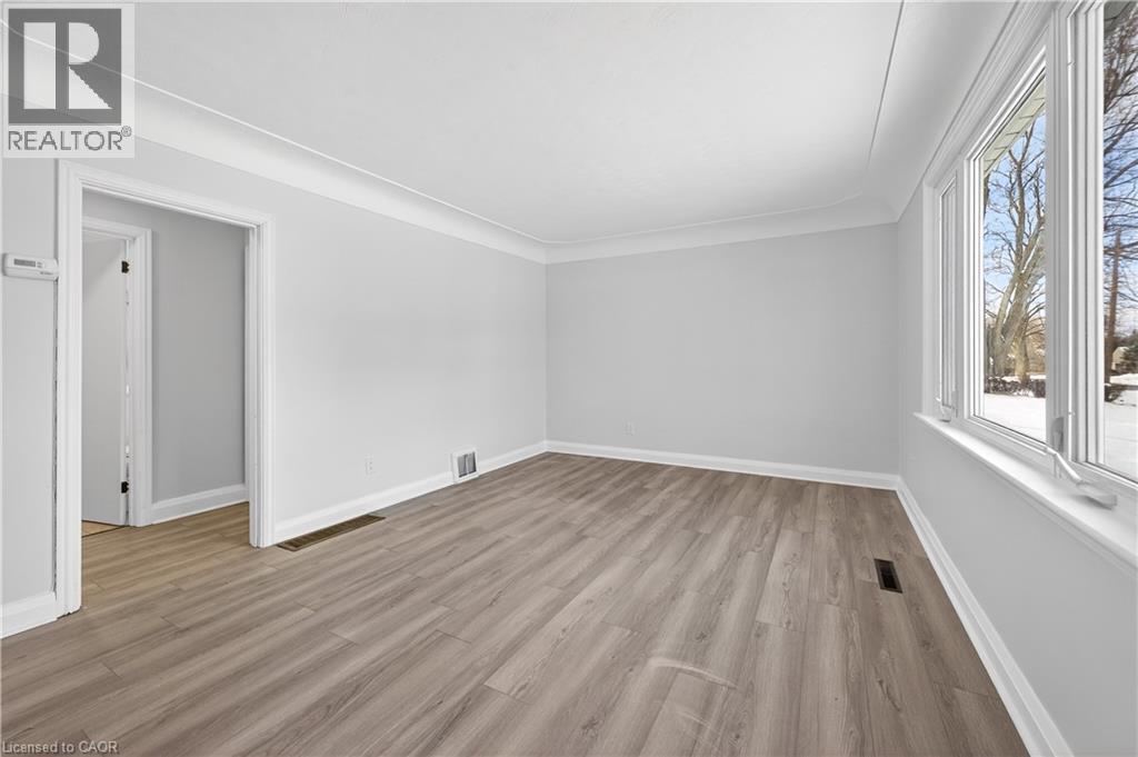 37 Kennedy Avenue Unit# 1, Hamilton, Ontario  L9B 1C4 - Photo 4 - 40794239