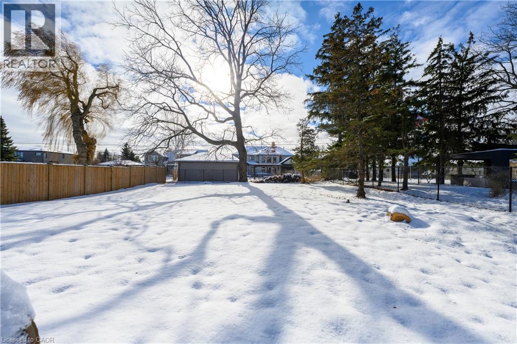 37 Kennedy Avenue Unit# 1, Hamilton, Ontario  L9B 1C4 - Photo 41 - 40794239