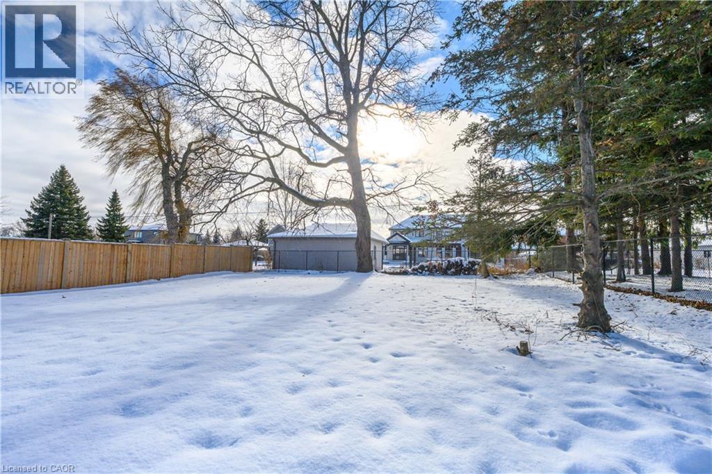 37 Kennedy Avenue Unit# 1, Hamilton, Ontario  L9B 1C4 - Photo 42 - 40794239