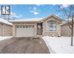 54 GLENWOOD Drive Unit# 15, Brantford, Ontario
