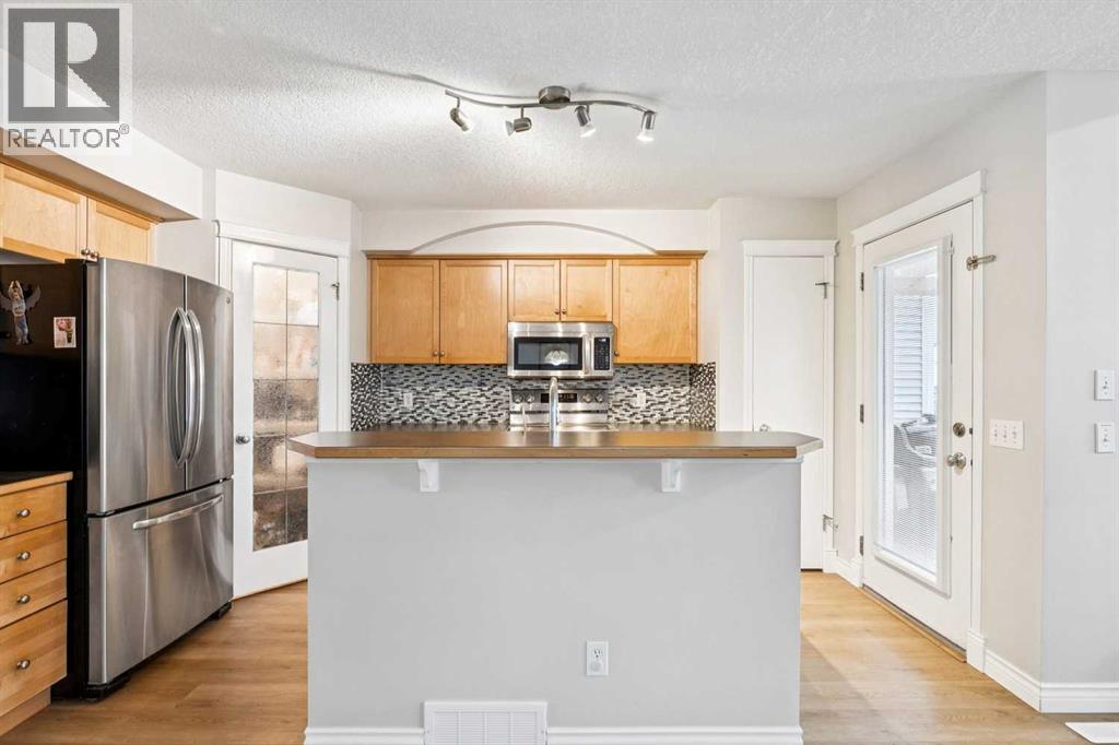 45 Prestwick Rise Se, Calgary, Alberta  T2Z 4A6 - Photo 7 - A2273777