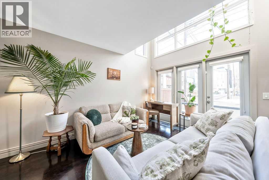 2, 52 6 Street Ne, Calgary, Alberta  T2E 3X9 - Photo 2 - A2274423