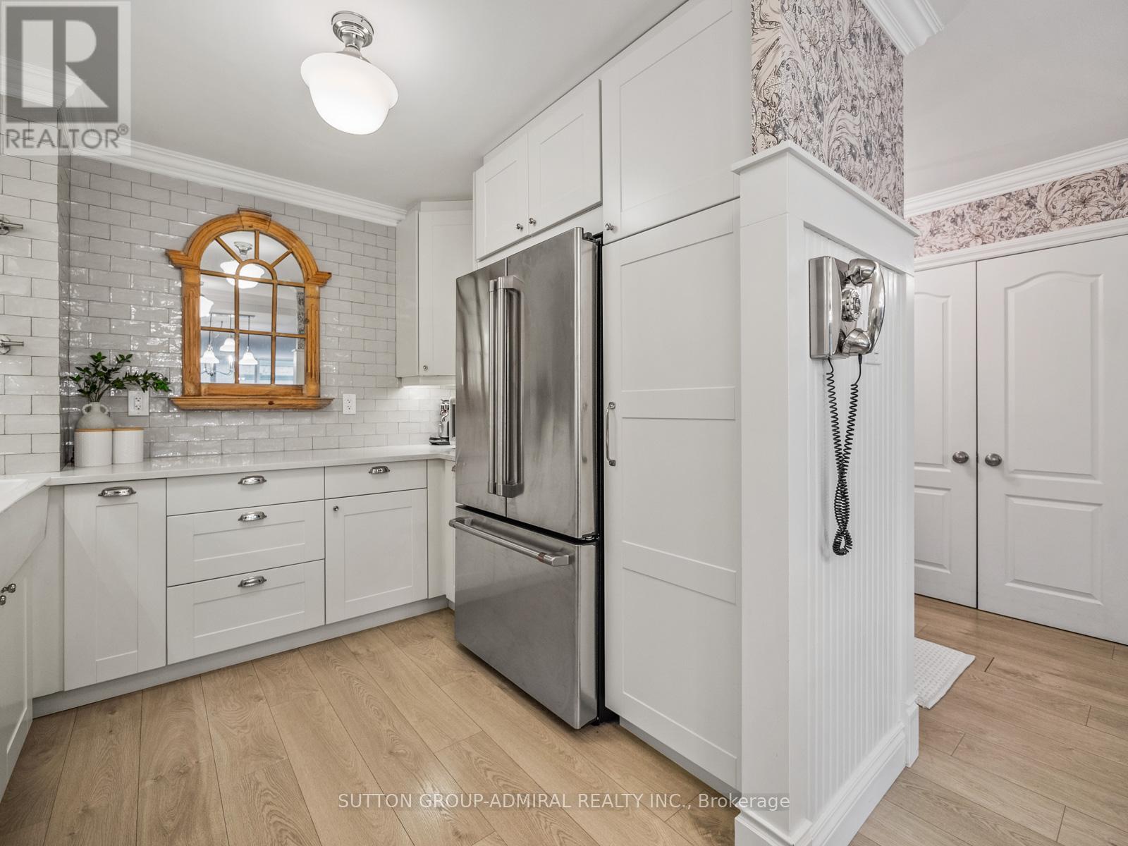 810 - 45 Carlton Street, Toronto, Ontario  M5B 2H9 - Photo 8 - C12638398