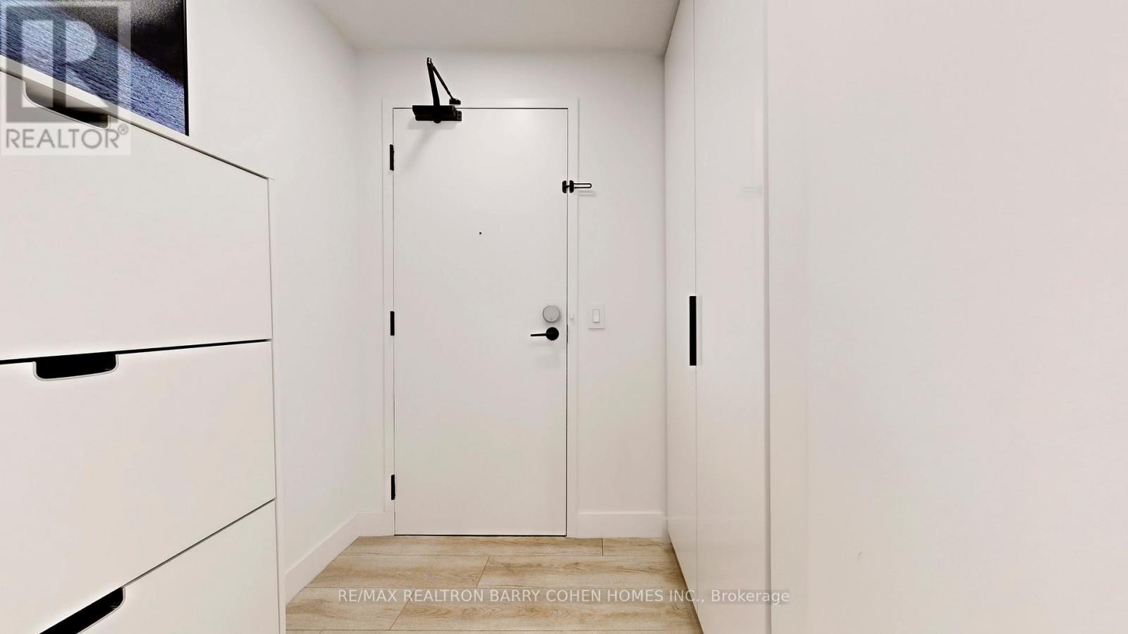 618 - 51 Lower Simcoe Street, Toronto (Waterfront Communities), Ontario  M5J 3A4 - Photo 6 - C12638432