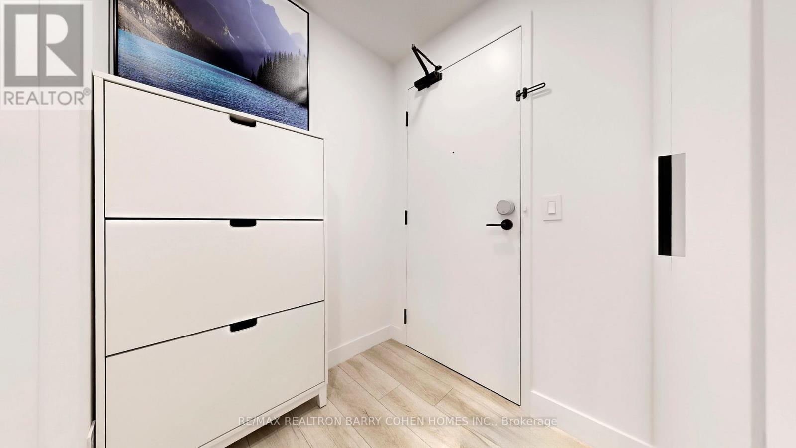 618 - 51 Lower Simcoe Street, Toronto (Waterfront Communities), Ontario  M5J 3A4 - Photo 7 - C12638432