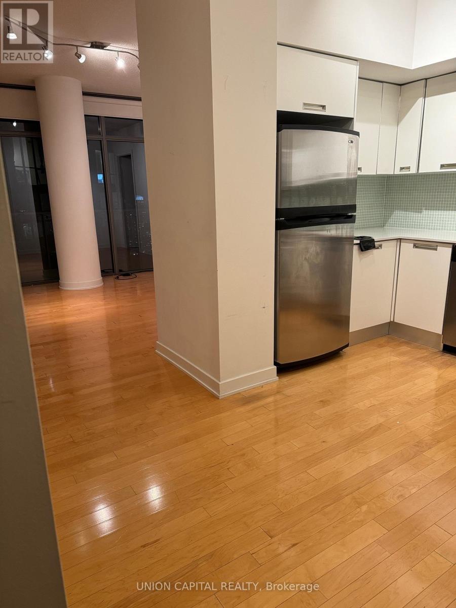 3801 - 33 Charles Street E, Toronto (Church-Yonge Corridor), Ontario  M4Y 0A2 - Photo 8 - C12638446