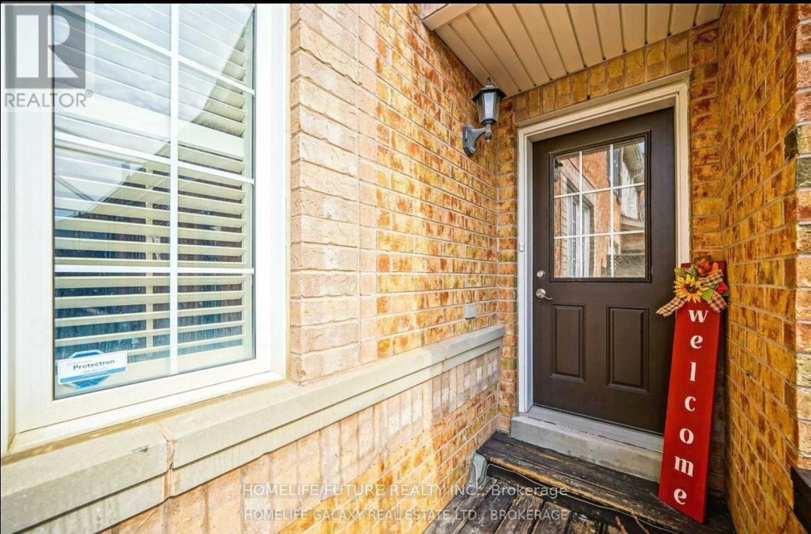 33 Warnford Circle, Ajax, Ontario  L1T 0J7 - Photo 2 - E12638392