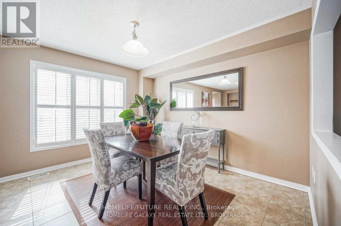 33 Warnford Circle, Ajax, Ontario  L1T 0J7 - Photo 6 - E12638392