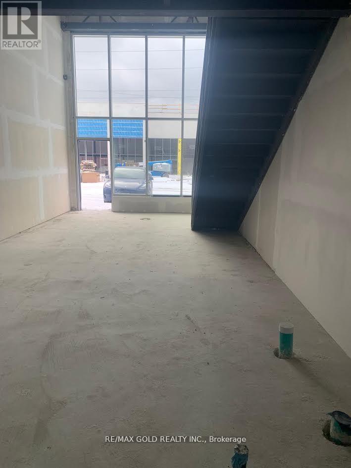 B7 - 3101 Kennedy Road, Toronto, Ontario  M1V 3S8 - Photo 2 - E12638410