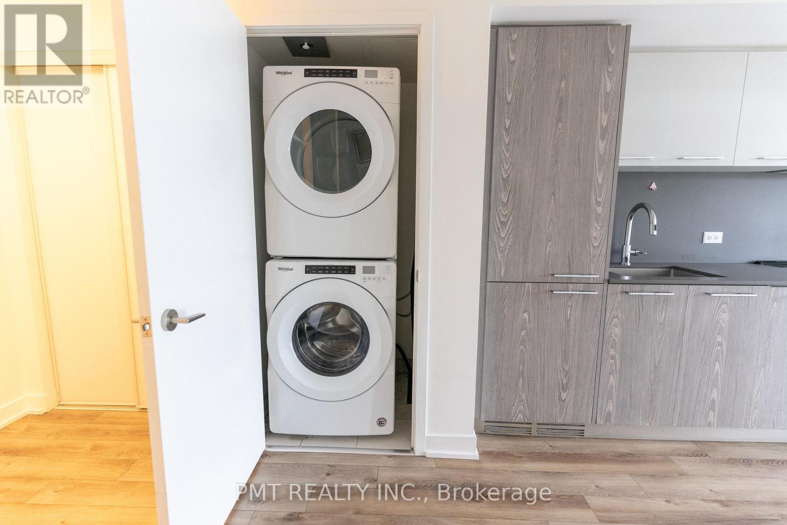 424 - 30 Baseball Place, Toronto (South Riverdale), Ontario  M4M 0E8 - Photo 12 - E12638424