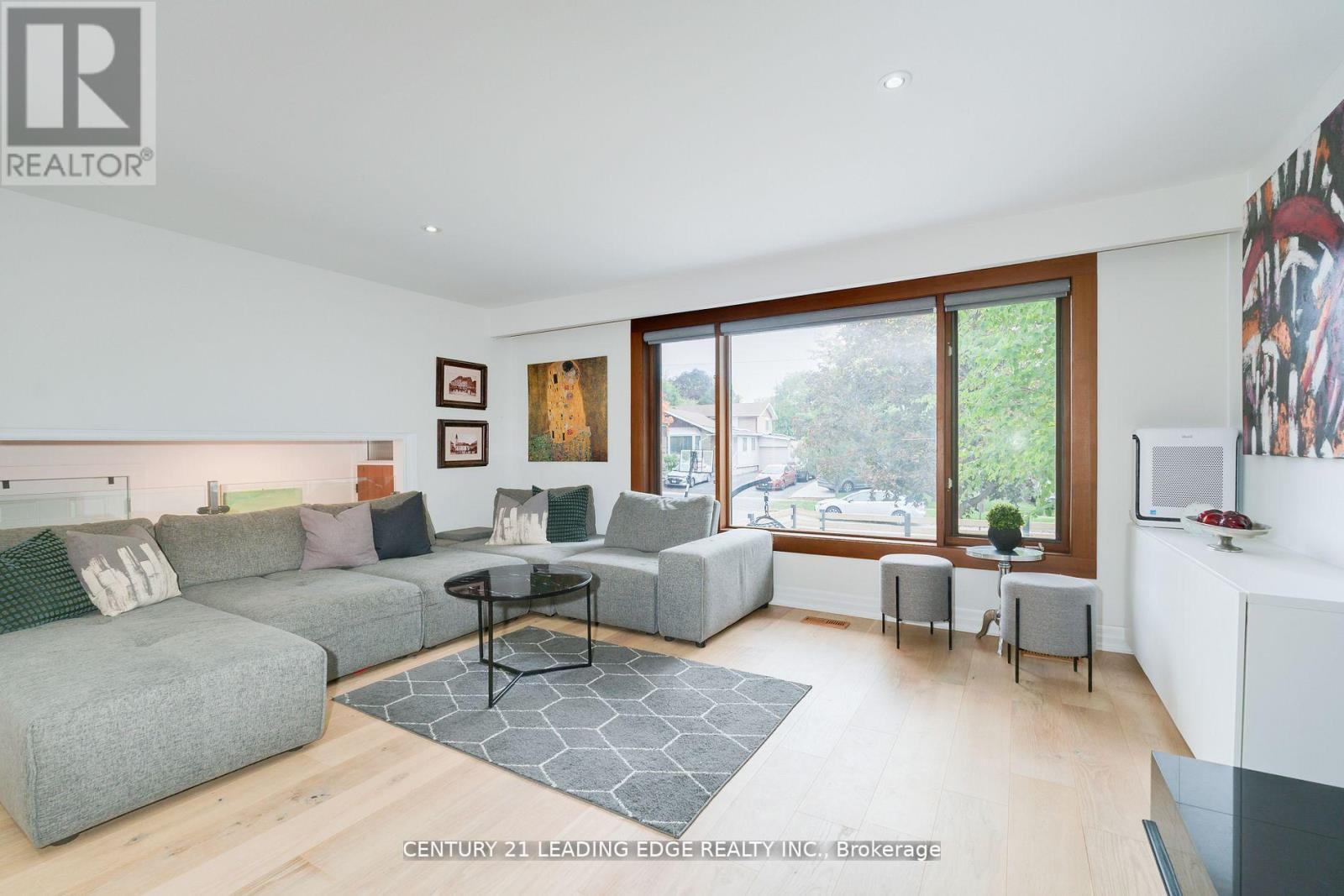 4 Aveline Crescent, Toronto, Ontario  M1H 2P5 - Photo 12 - E12638444