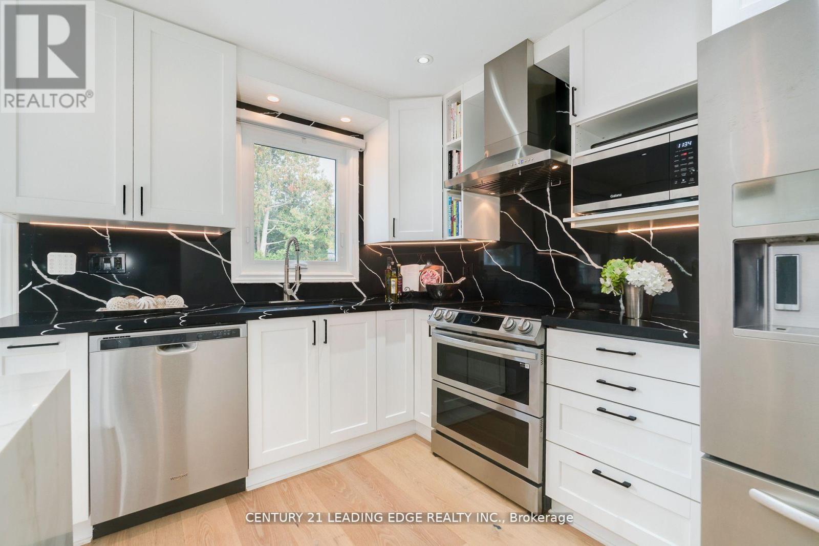 4 Aveline Crescent, Toronto, Ontario  M1H 2P5 - Photo 19 - E12638444