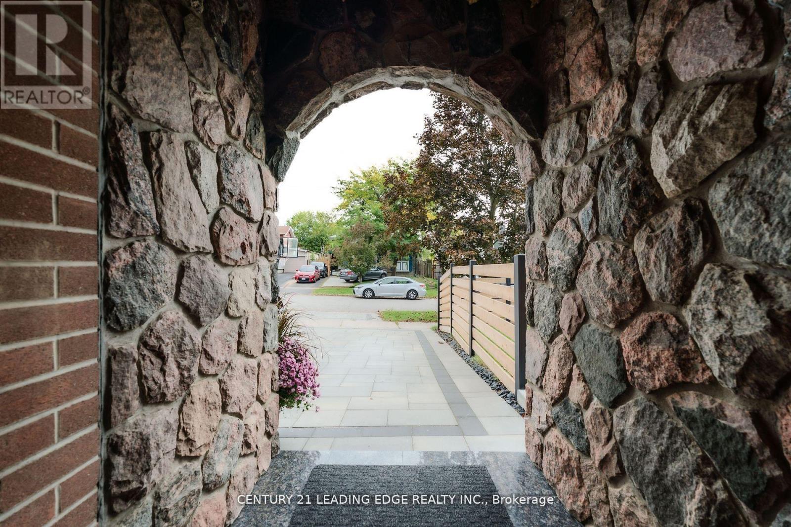 4 Aveline Crescent, Toronto, Ontario  M1H 2P5 - Photo 44 - E12638444