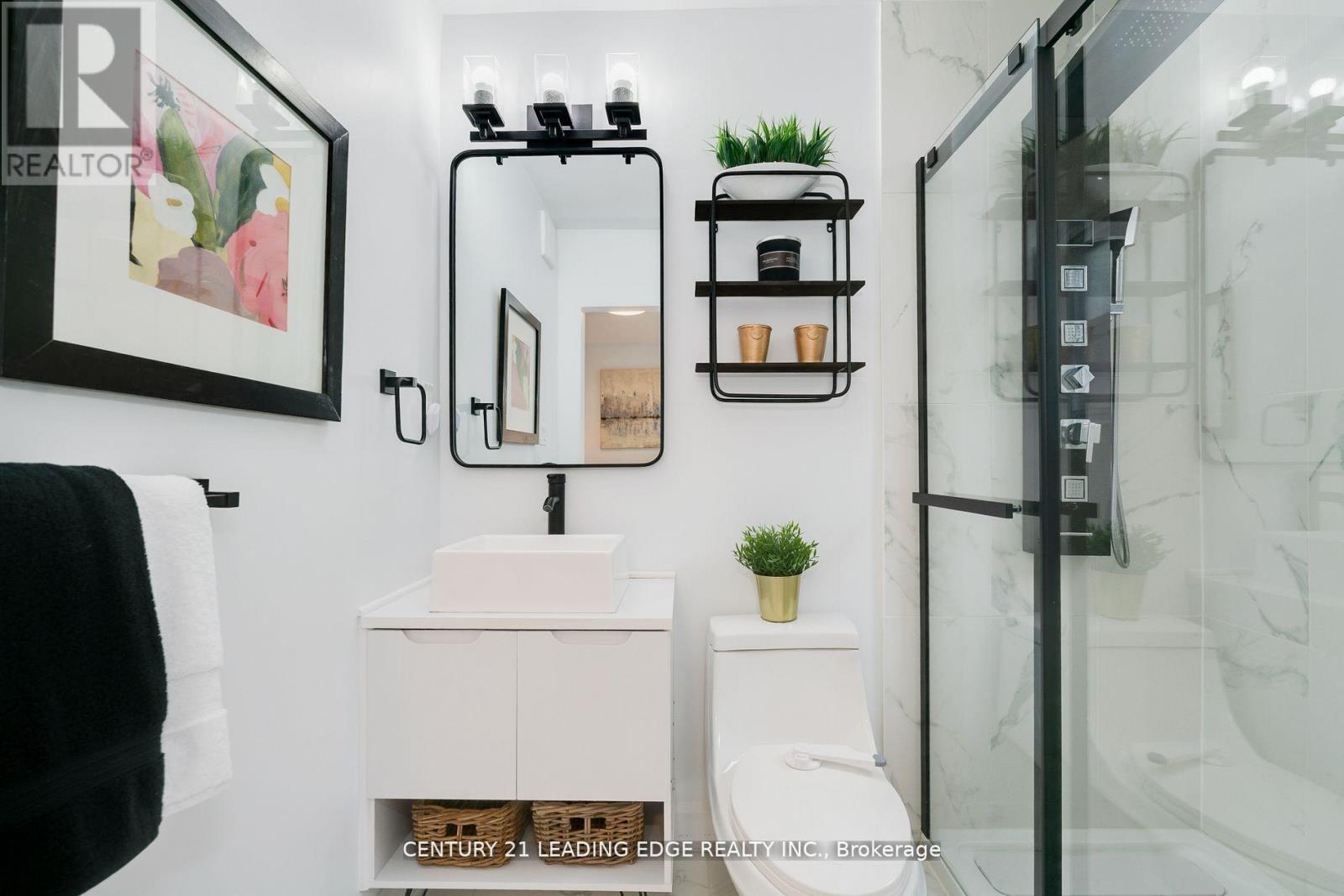 4 Aveline Crescent, Toronto, Ontario  M1H 2P5 - Photo 8 - E12638444