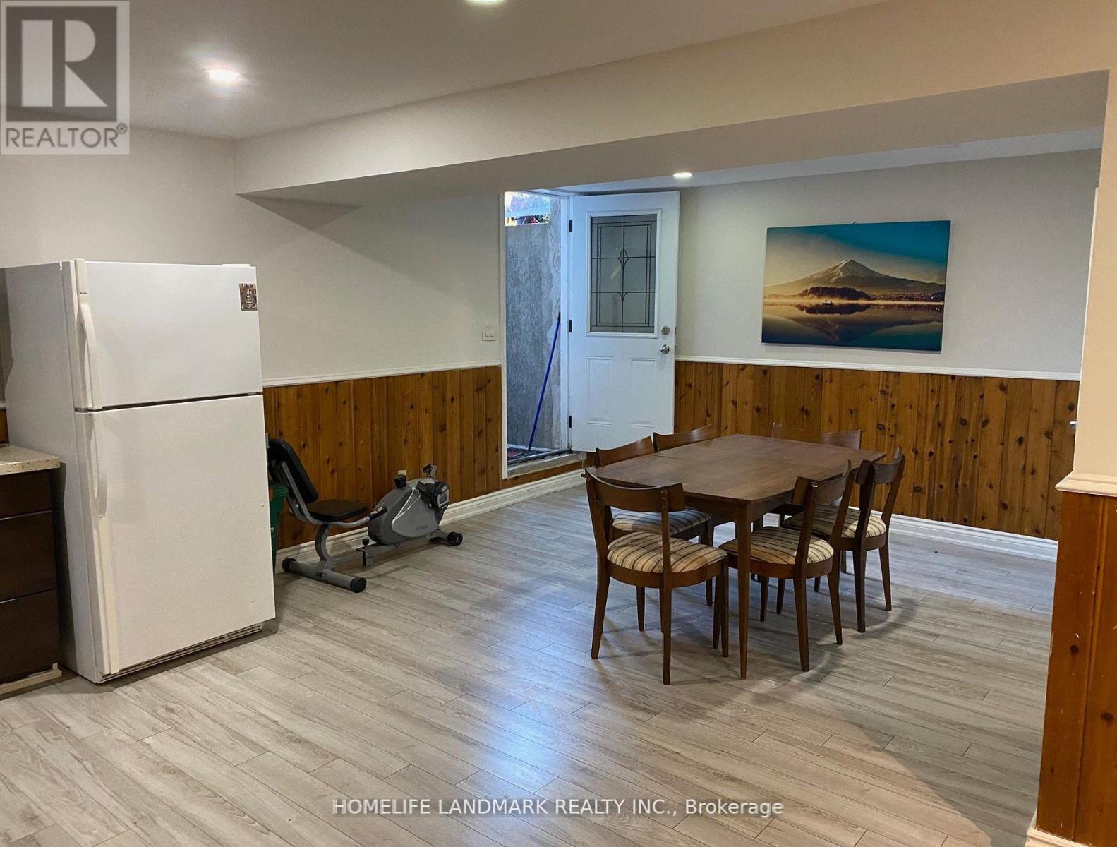 1872 Parkside Drive, Pickering (Amberlea), Ontario  L1V 3R2 - Photo 2 - E12638468