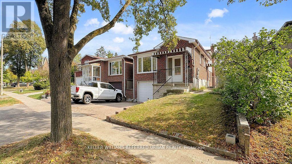15 Thistlewaite Crescent, Toronto, Ontario  M1S 3Y8 - Photo 2 - E12638478