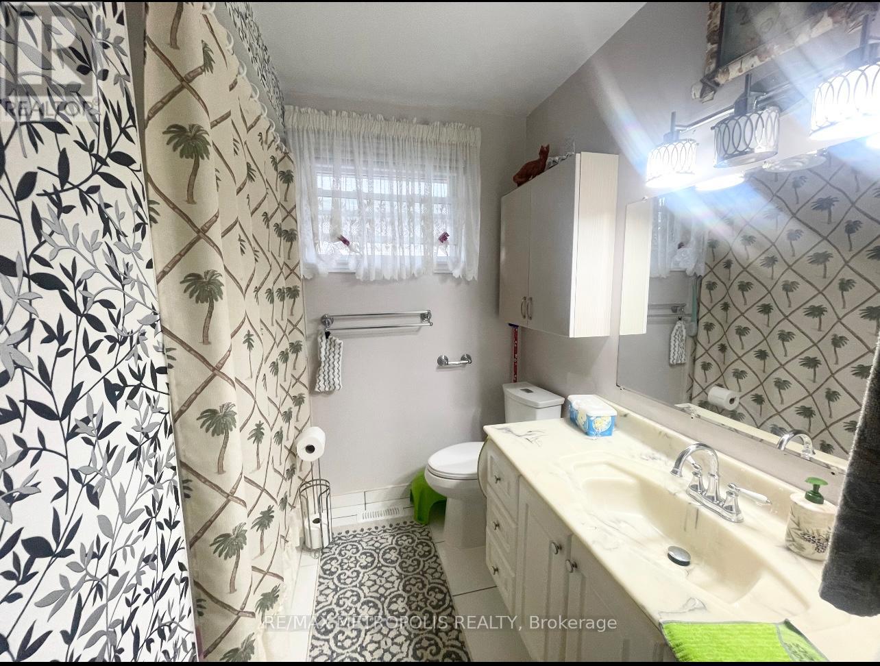 29 Charles Tupper Drive, Toronto (Centennial Scarborough), Ontario  M1C 2A8 - Photo 9 - E12638520