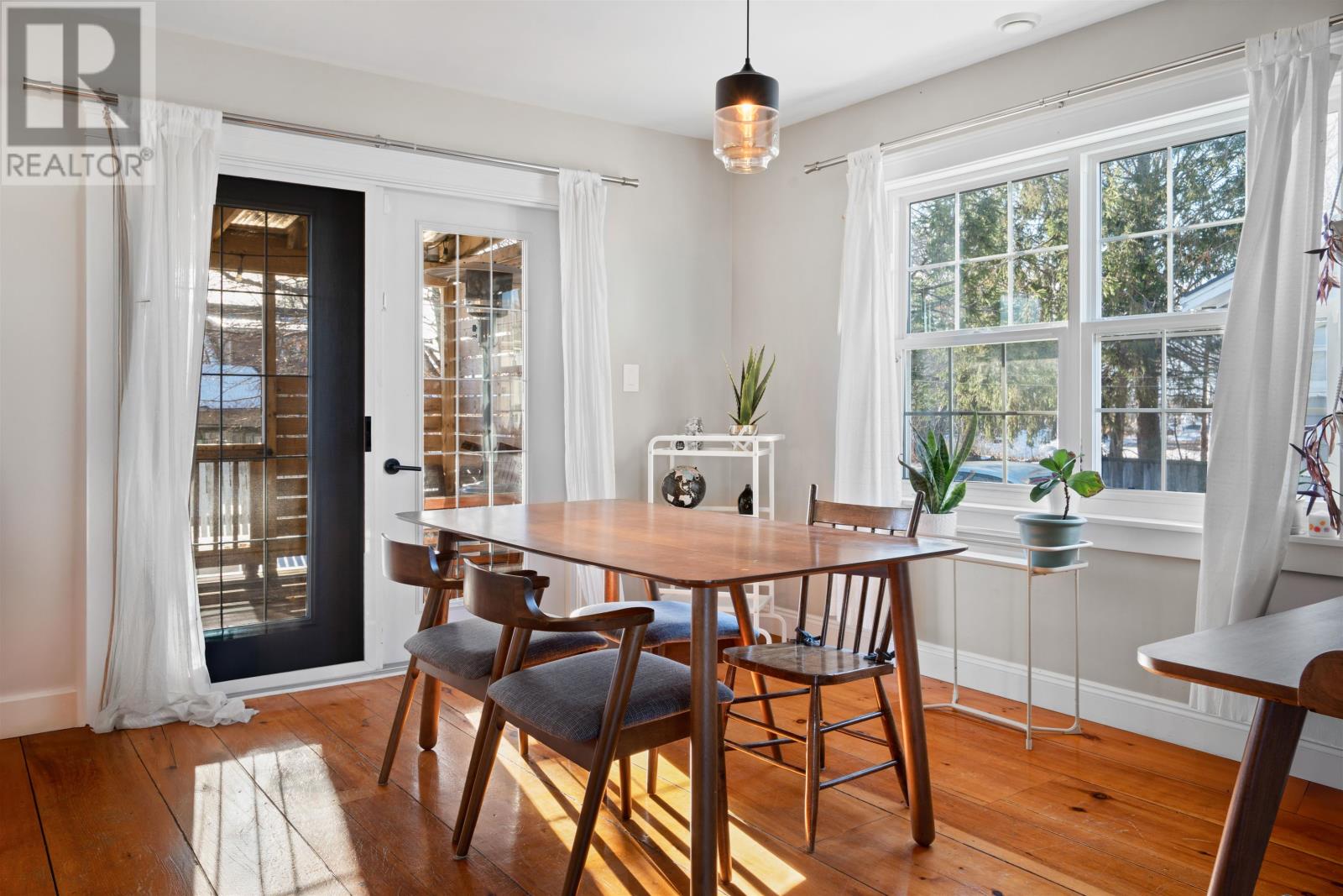 27b Linden Avenue, Charlottetown, Prince Edward Island  C1A 5Z1 - Photo 10 - 202529528