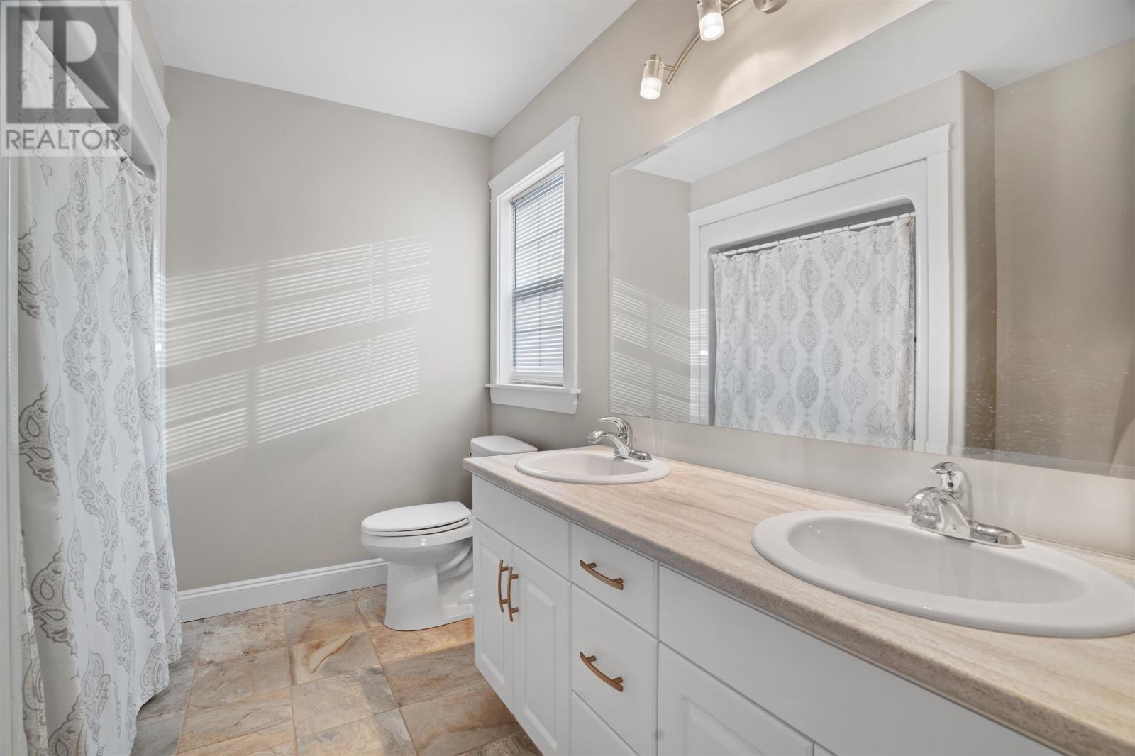 27b Linden Avenue, Charlottetown, Prince Edward Island  C1A 5Z1 - Photo 23 - 202529528