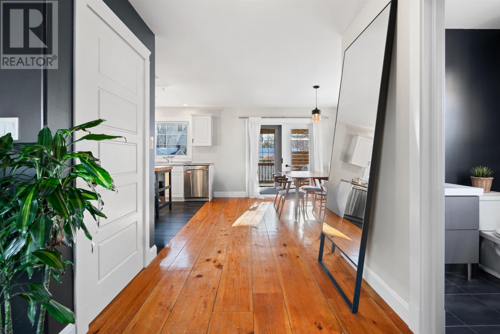 27b Linden Avenue, Charlottetown, Prince Edward Island  C1A 5Z1 - Photo 7 - 202529528