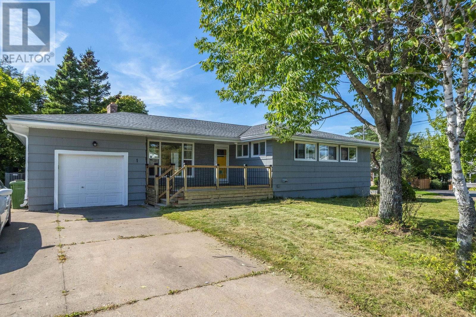 1 Grandview Drive, Dartmouth, Nova Scotia B2W 1X4 - Photo 3 - 202523786