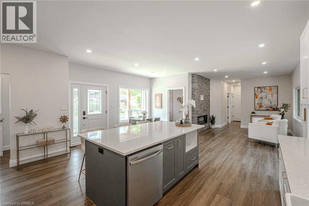 51 Brown Street W, Waterford, Ontario  N0E 1Y0 - Photo 15 - 40753506