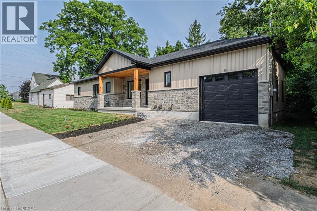 51 Brown Street W, Waterford, Ontario  N0E 1Y0 - Photo 2 - 40753506