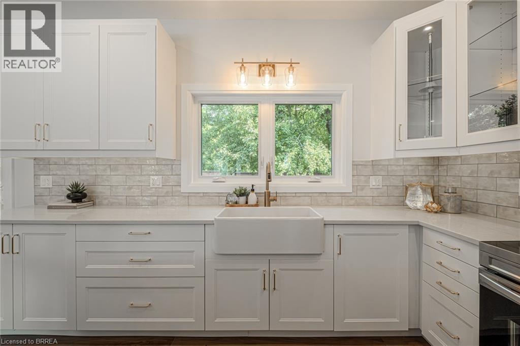 51 Brown Street W, Waterford, Ontario  N0E 1Y0 - Photo 13 - 40753506