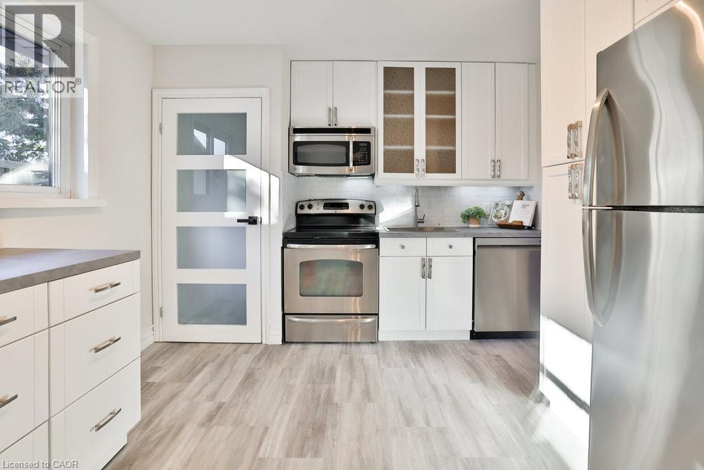 260 Foxbar Road, Burlington, Ontario  L7L 3A3 - Photo 10 - 40793910