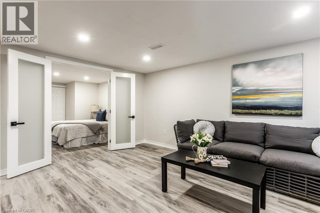 260 Foxbar Road, Burlington, Ontario  L7L 3A3 - Photo 30 - 40793910