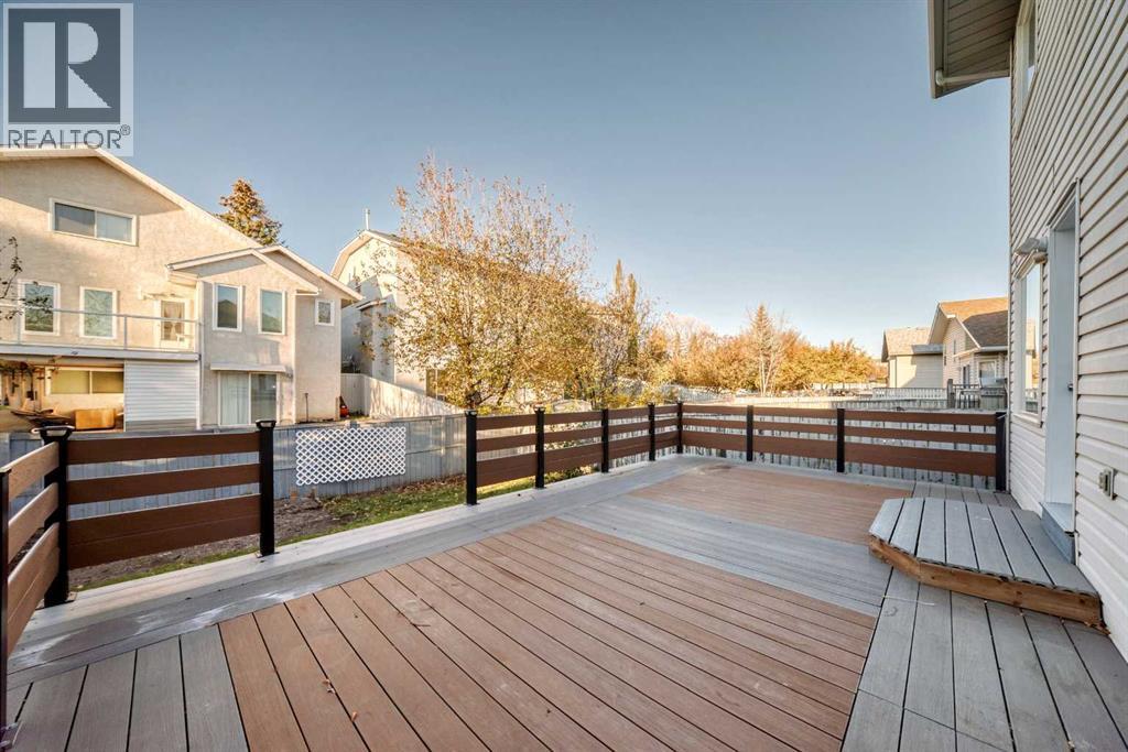 10134 Hidden Valley Drive Nw, Calgary, Alberta  T3A 5C9 - Photo 33 - A2264319