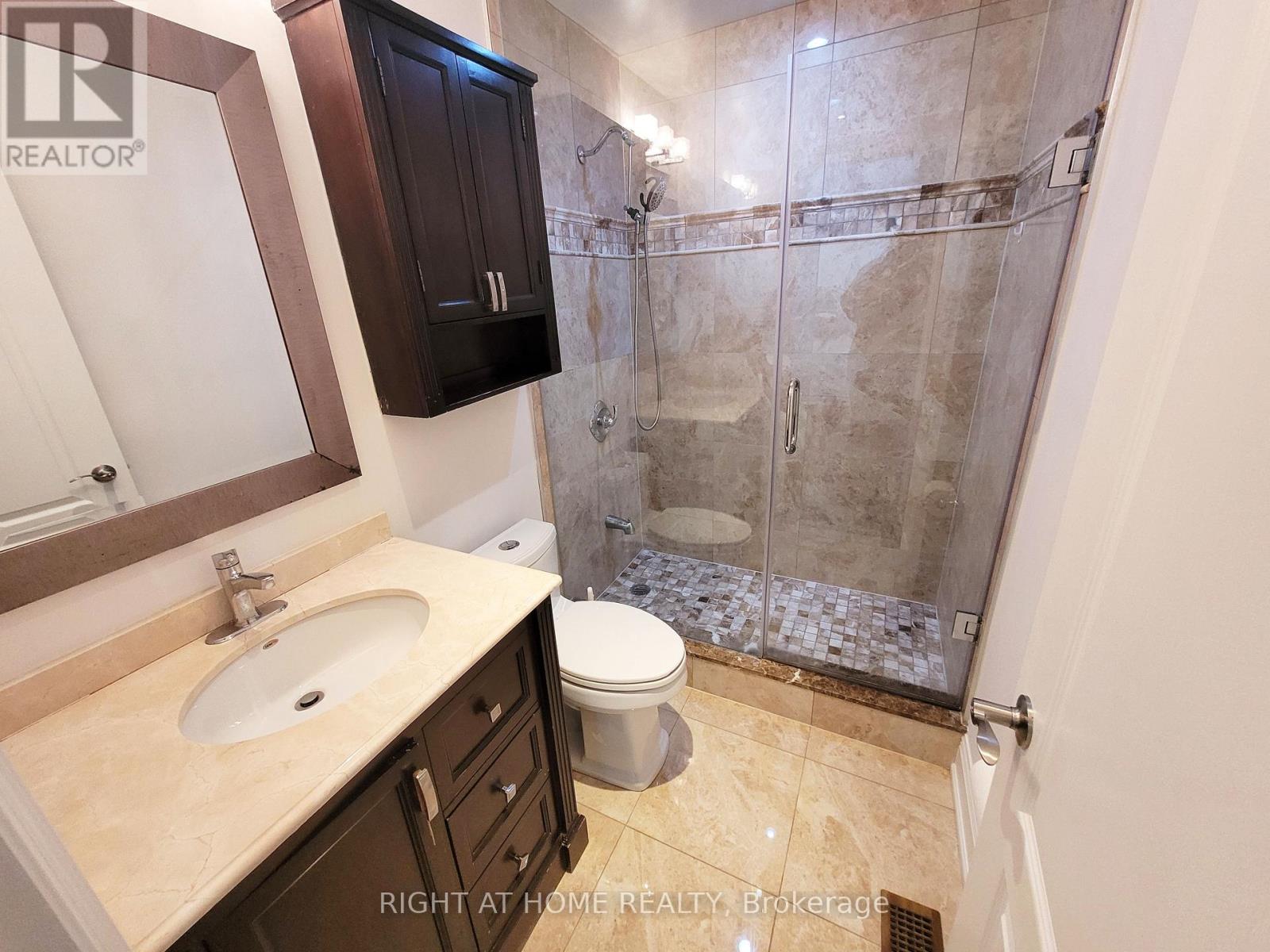 339 Boisdale Avenue, Richmond Hill, Ontario  L4C 1R4 - Photo 16 - N12638394