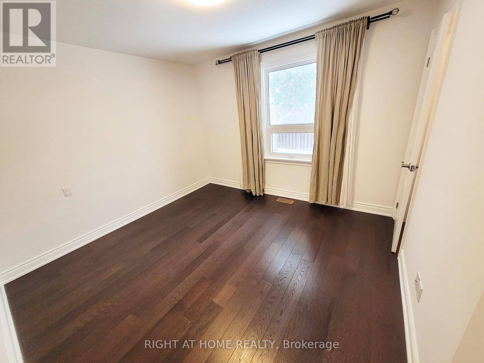 339 Boisdale Avenue, Richmond Hill, Ontario  L4C 1R4 - Photo 18 - N12638394