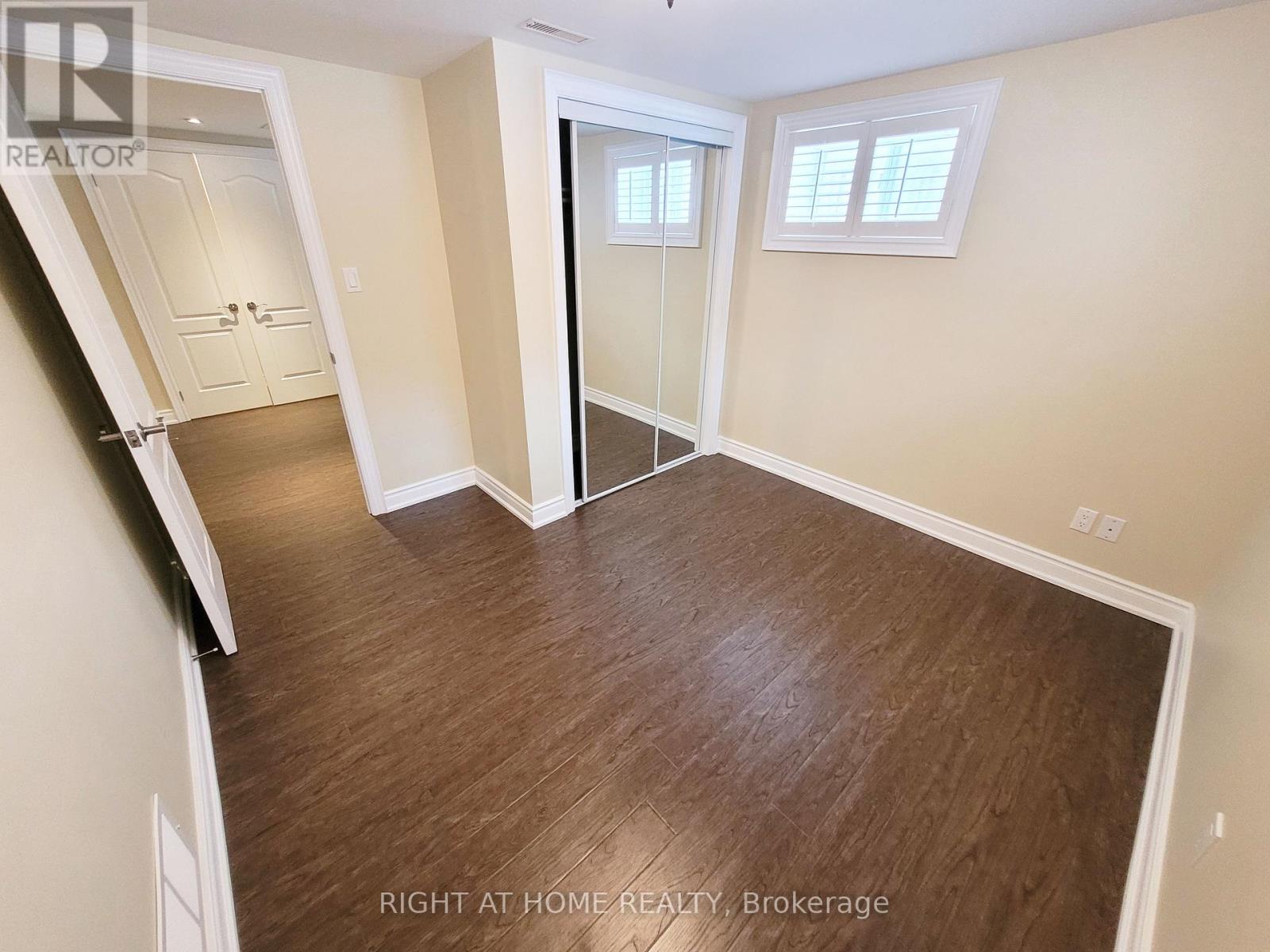 339 Boisdale Avenue, Richmond Hill, Ontario  L4C 1R4 - Photo 32 - N12638394