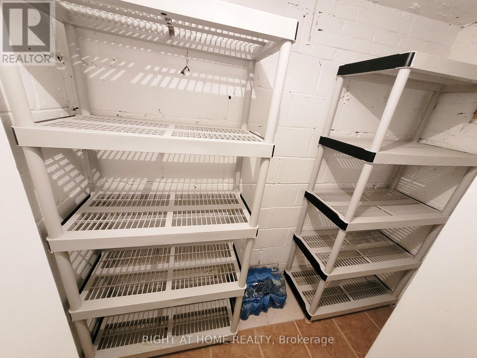 339 Boisdale Avenue, Richmond Hill, Ontario  L4C 1R4 - Photo 36 - N12638394