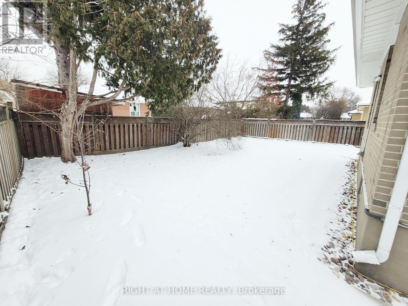 339 Boisdale Avenue, Richmond Hill, Ontario  L4C 1R4 - Photo 45 - N12638394