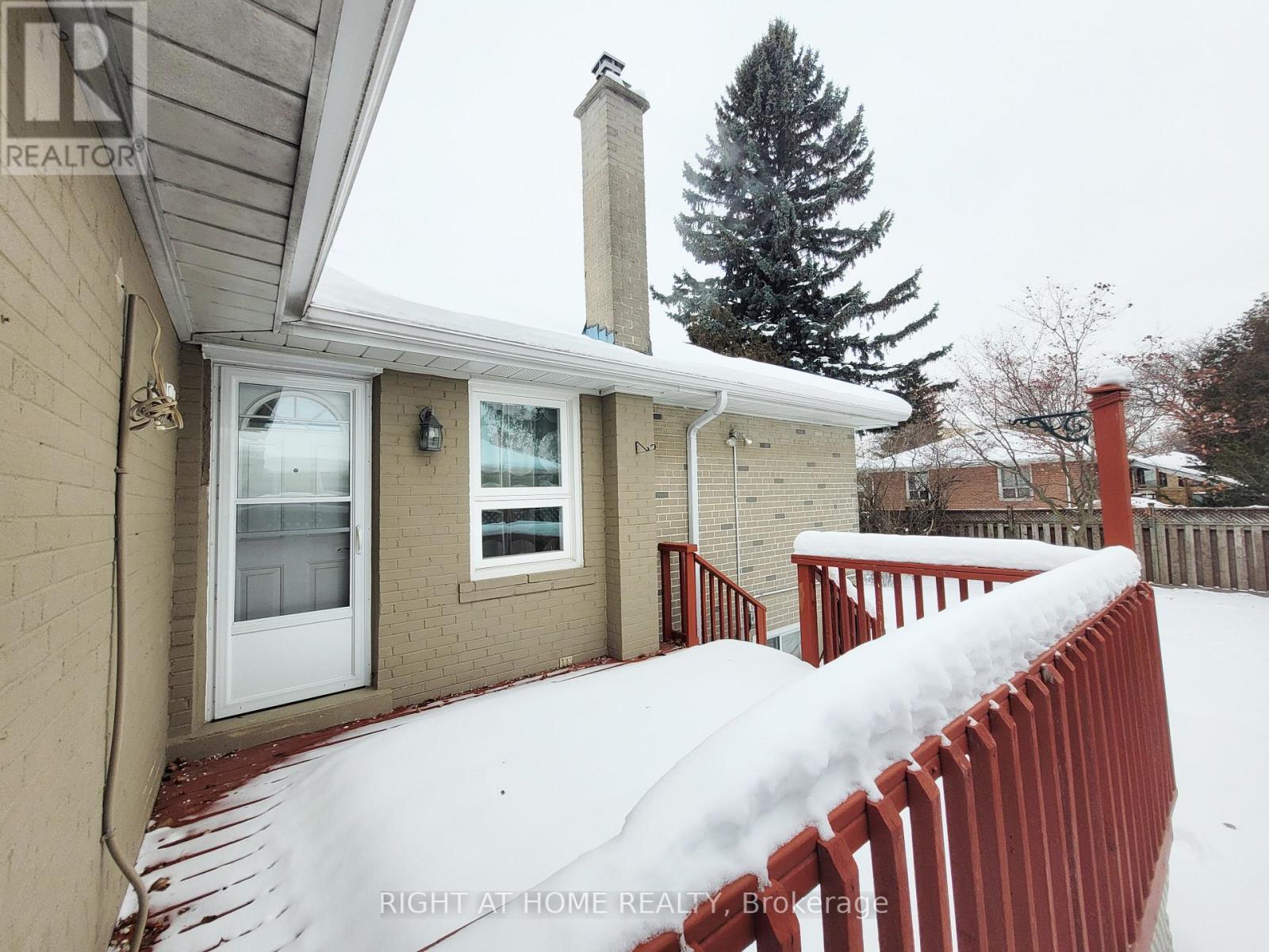 339 Boisdale Avenue, Richmond Hill, Ontario  L4C 1R4 - Photo 48 - N12638394