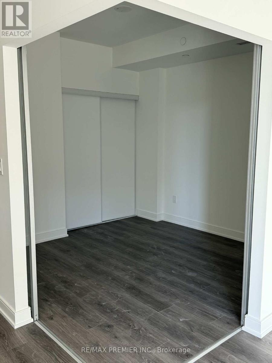 B212 - 715 Davis Drive, Newmarket, Ontario  L3Y 0J2 - Photo 10 - N12638448