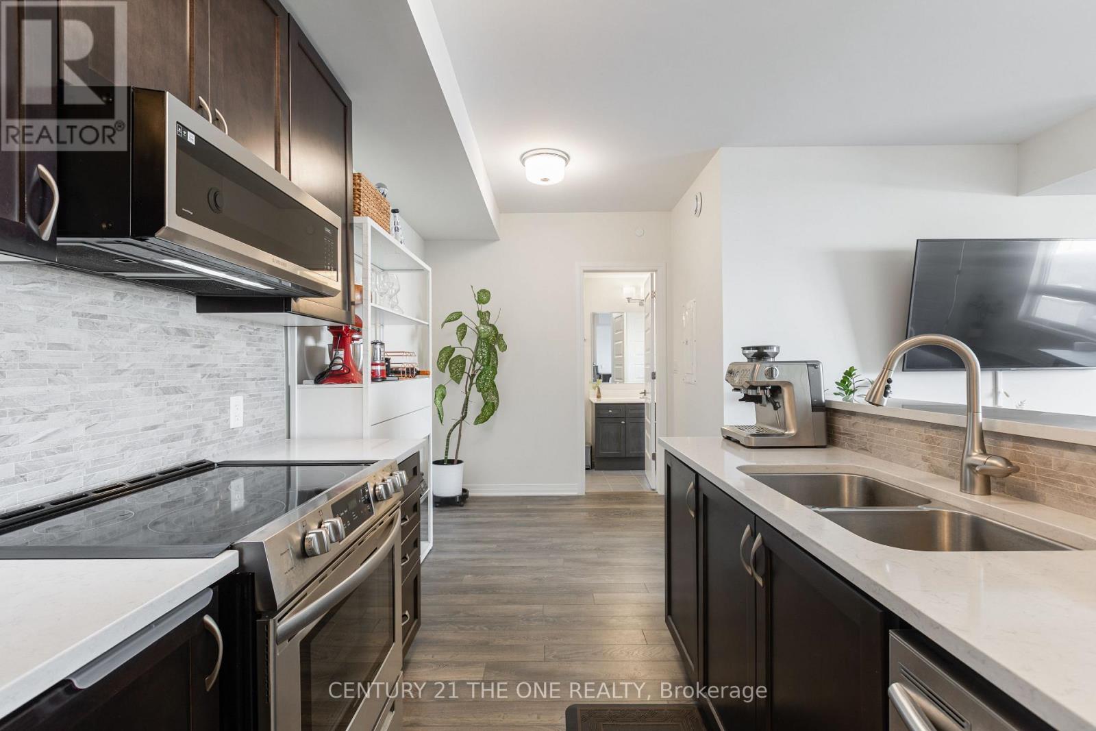 503 - 58 Adam Sellers Street, Markham, Ontario L6B 1P5 - Photo 10 - N12638456