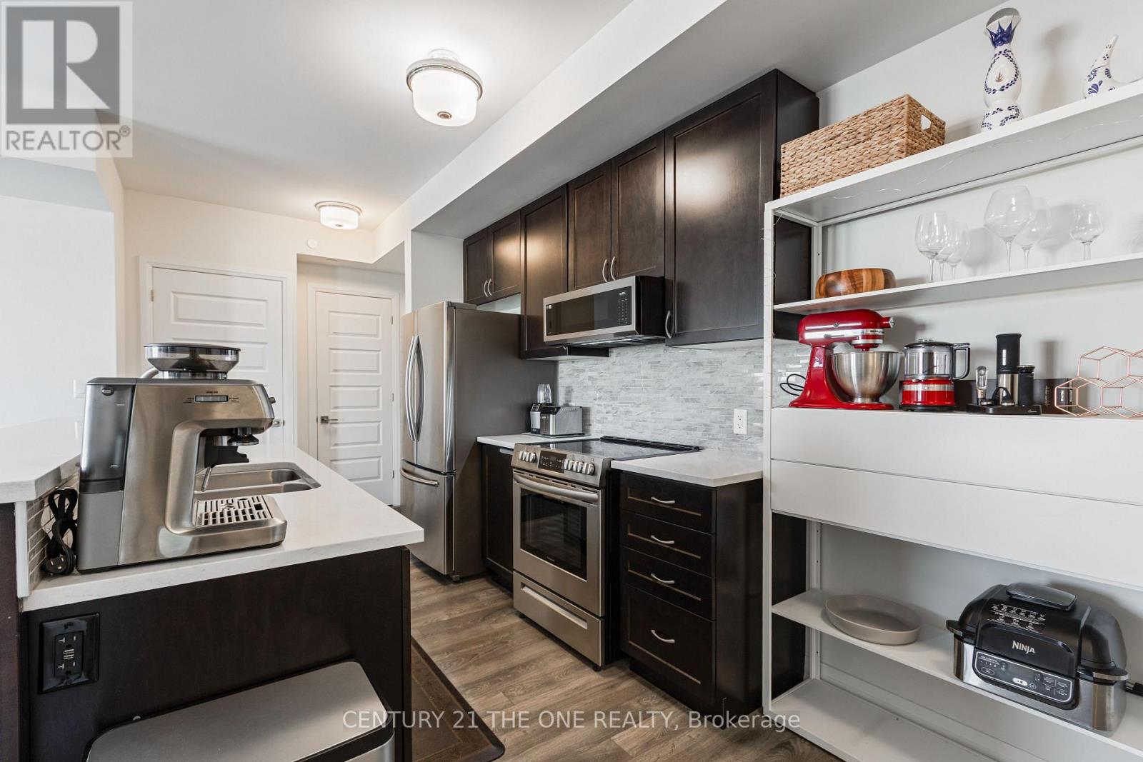 503 - 58 Adam Sellers Street, Markham, Ontario L6B 1P5 - Photo 5 - N12638456