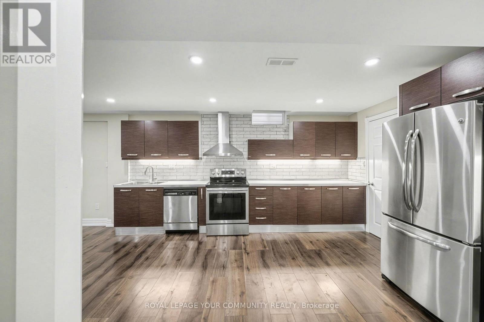 286 Royalpark Way, Vaughan (Elder Mills), Ontario  L4H 1J8 - Photo 11 - N12638466