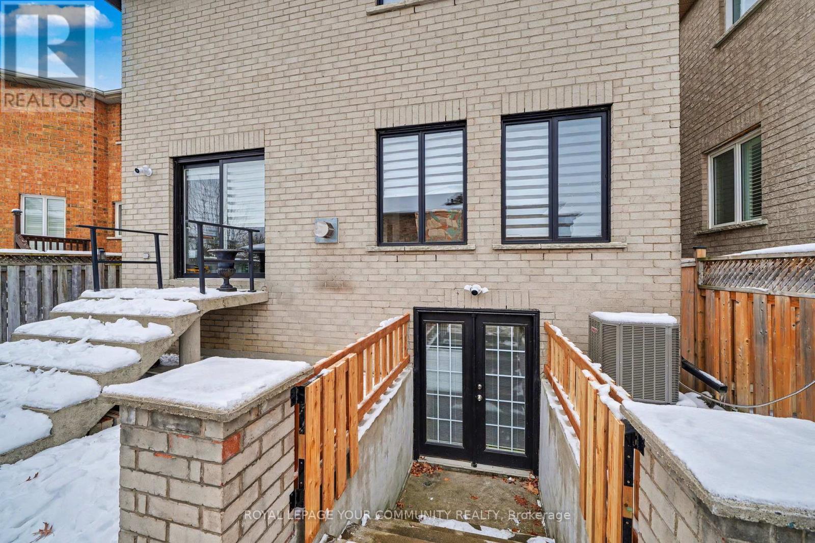 286 Royalpark Way, Vaughan (Elder Mills), Ontario  L4H 1J8 - Photo 17 - N12638466