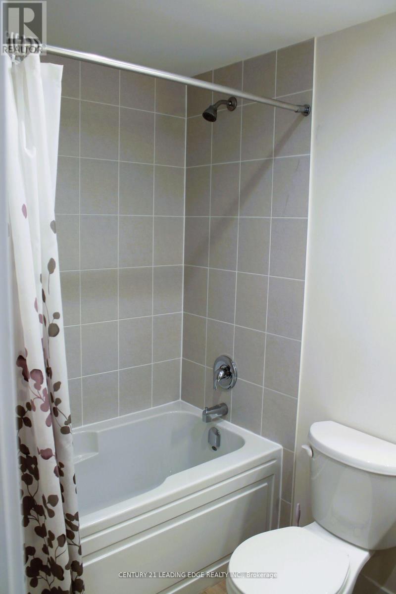 15 - 8 Sayers Lane W, Richmond Hill (Oak Ridges), Ontario  L4E 1J4 - Photo 13 - N12638528