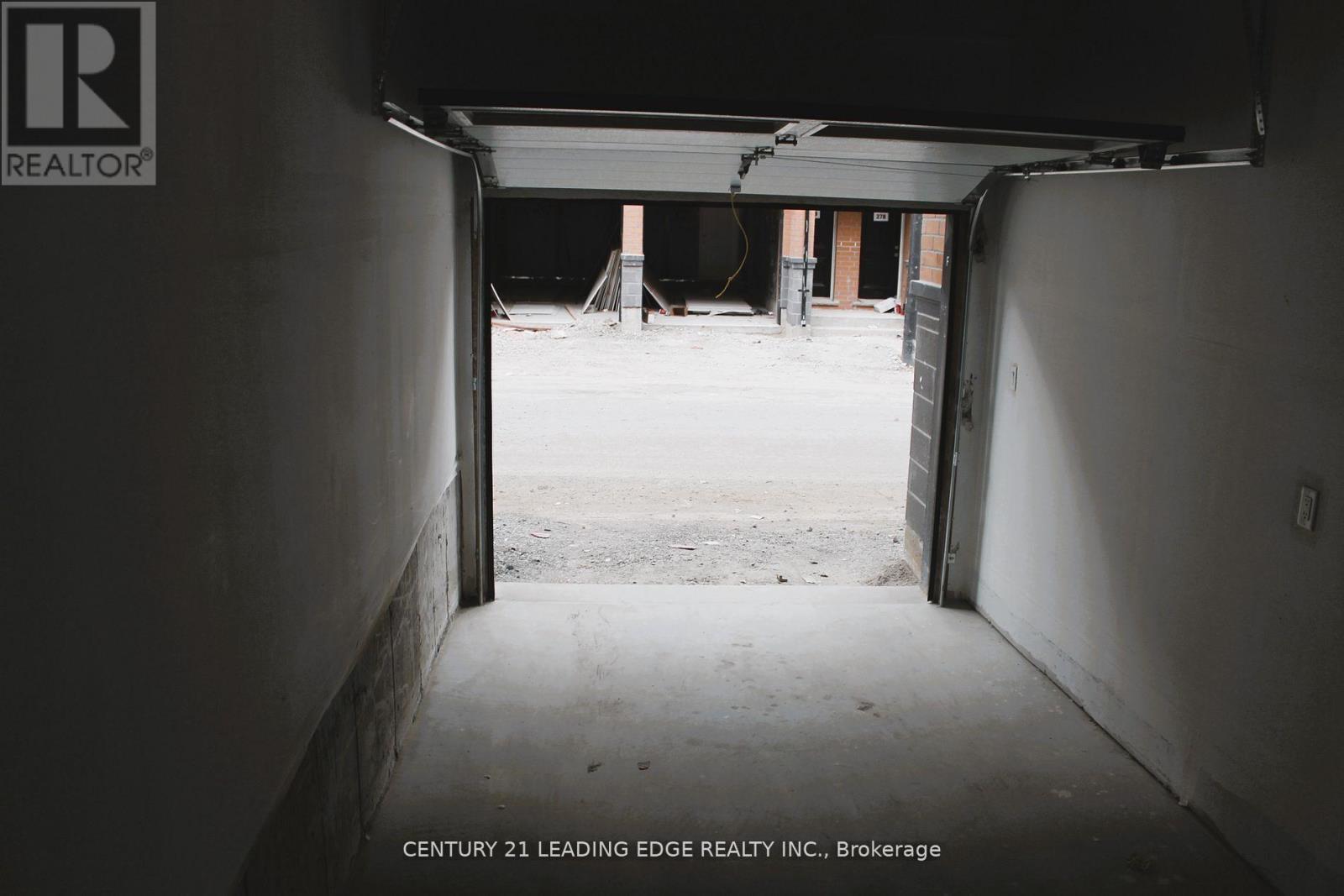 15 - 8 Sayers Lane W, Richmond Hill (Oak Ridges), Ontario  L4E 1J4 - Photo 21 - N12638528