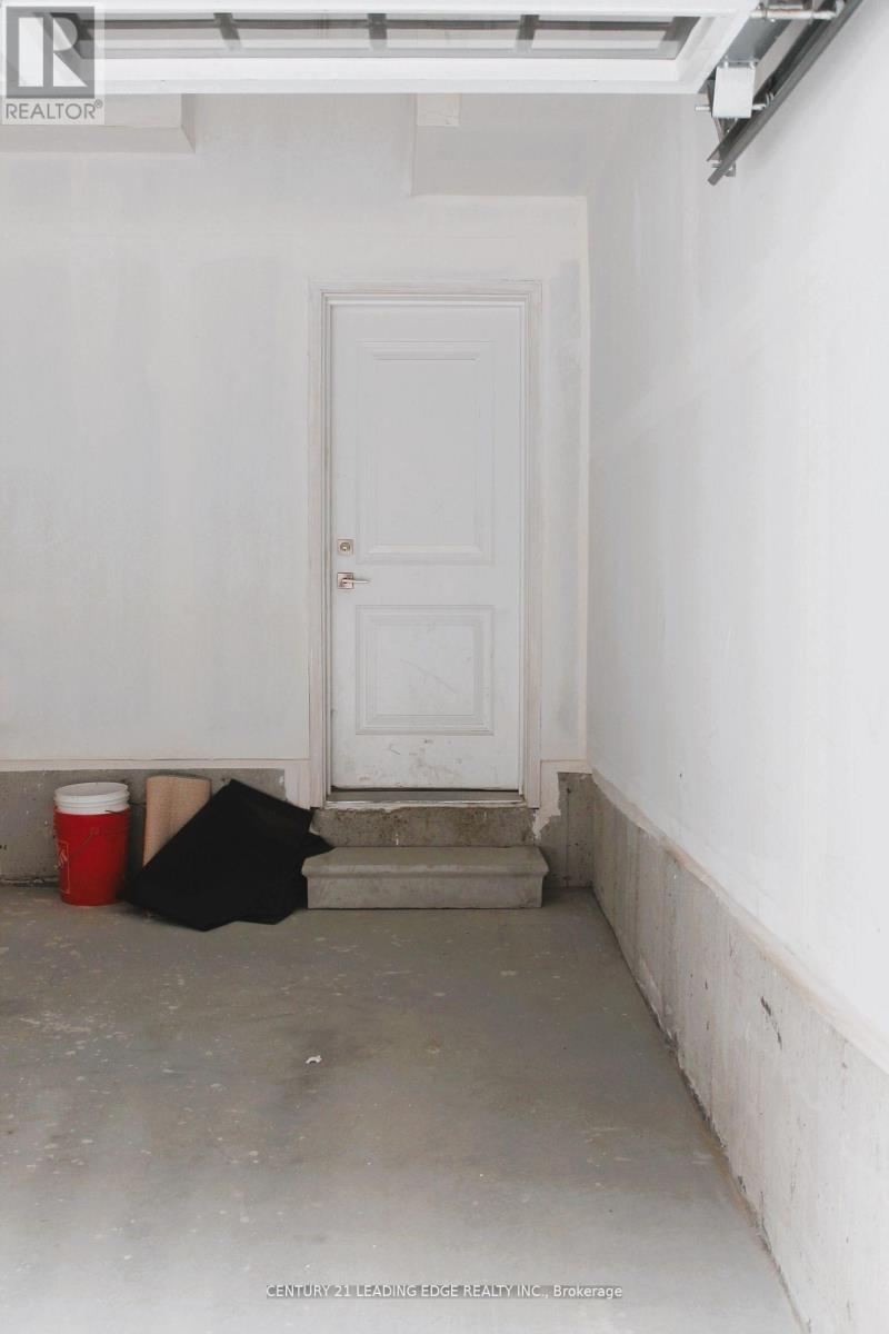 15 - 8 Sayers Lane W, Richmond Hill (Oak Ridges), Ontario  L4E 1J4 - Photo 23 - N12638528