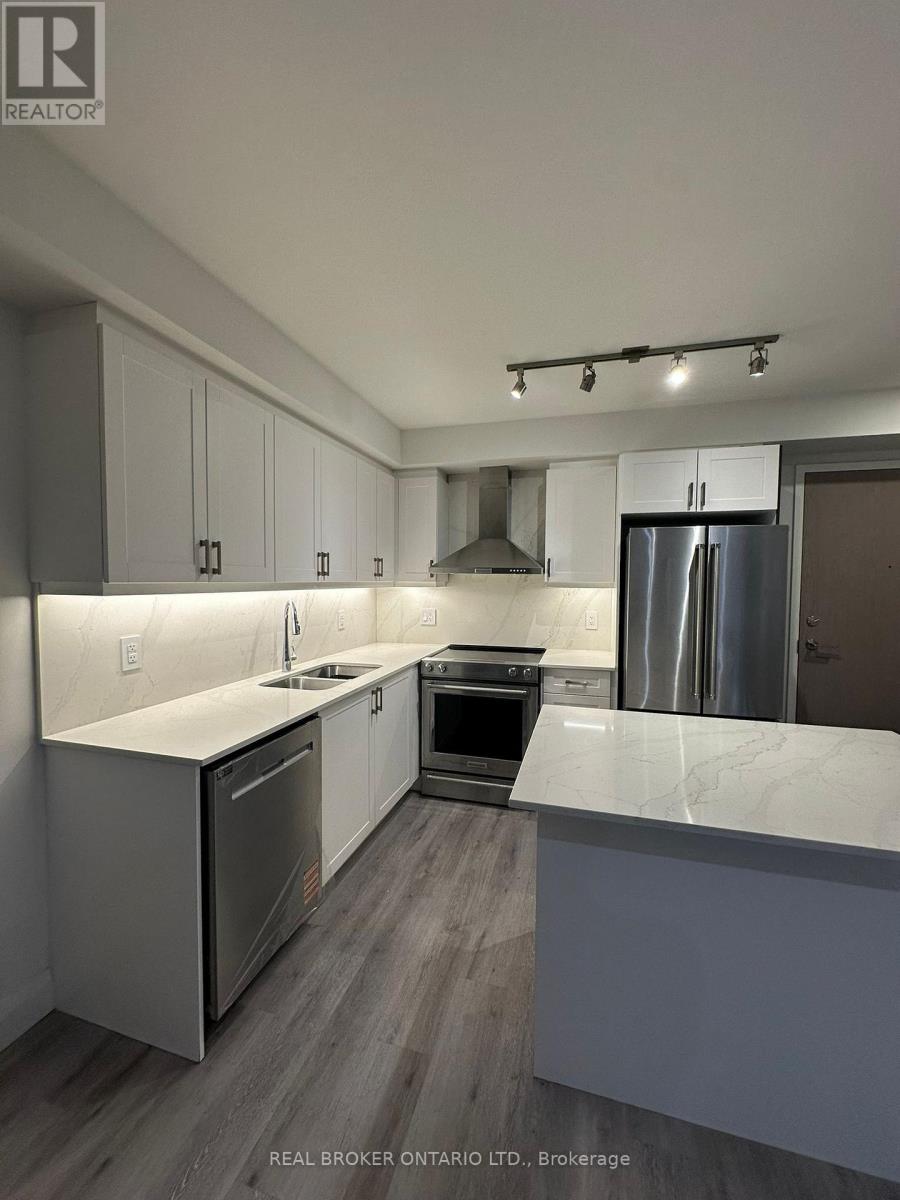 802 - 58 Lakeside Terrace, Barrie (0 North), Ontario  L4M 0L5 - Photo 3 - S12638390