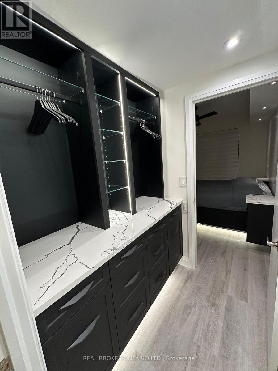 802 - 58 Lakeside Terrace, Barrie (0 North), Ontario  L4M 0L5 - Photo 6 - S12638390