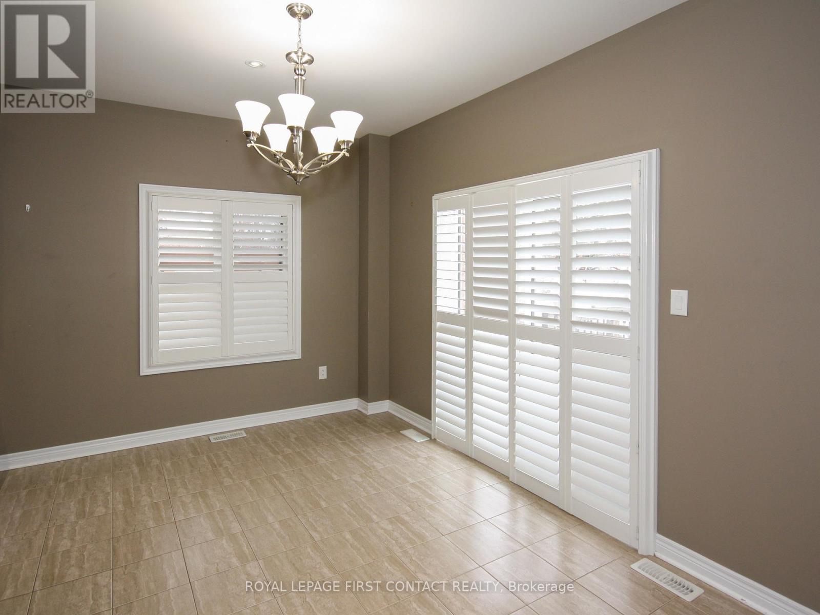 30 Forsyth Crescent, Springwater, Ontario  L4N 5K4 - Photo 13 - S12638524